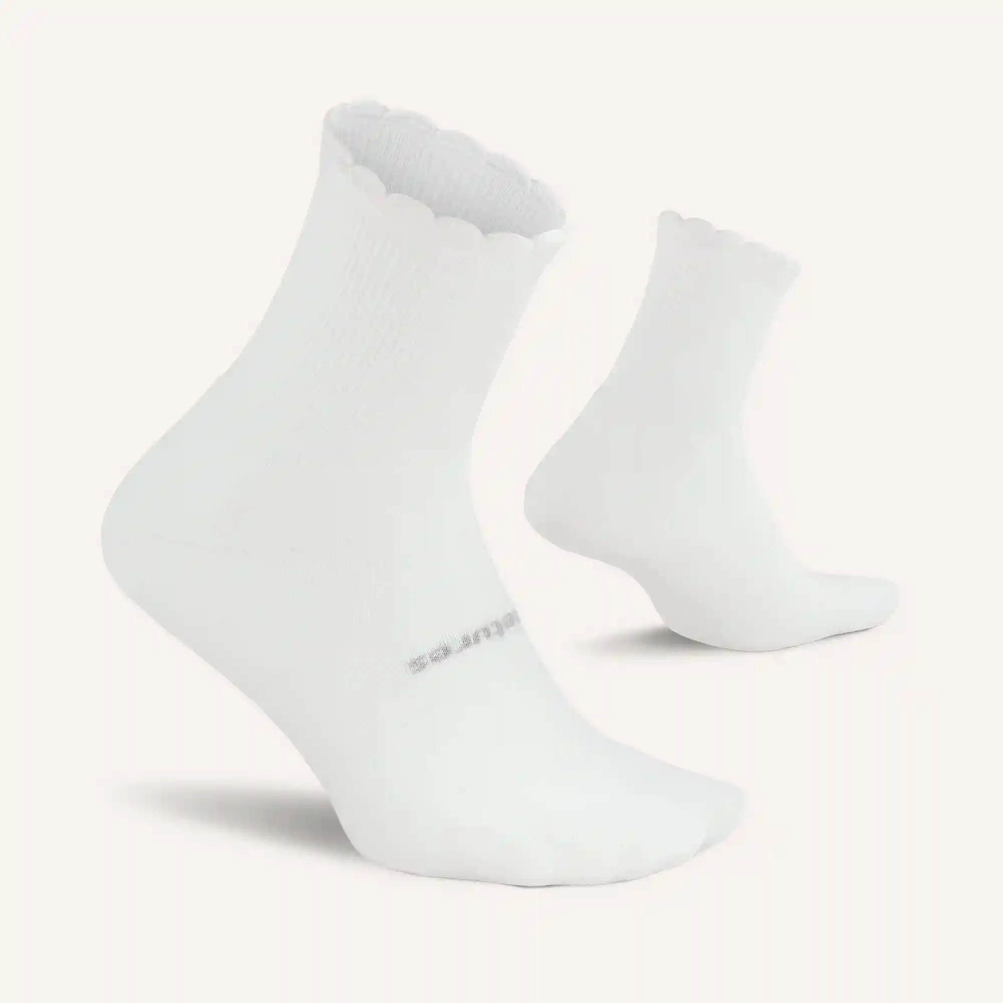 Alternative view of High Performance Max Cushion Quarter Tall Scallop